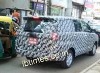 Exclusive Spy Shots: 2016 Toyota Innova Spied Testing in Bangalore