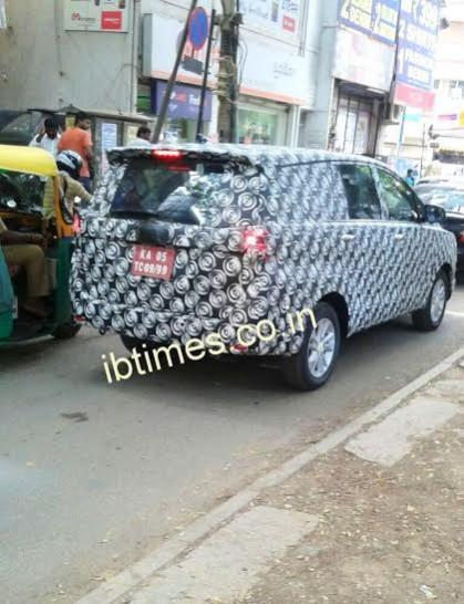 Exclusive Spy Shots: 2016 Toyota Innova Spied Testing in Bangalore Exclusive Spy Shots: 2016 Toyota Innova Spied Testing in Bangalore