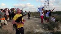 israelis-watch-gaza-operation-from-hills-of-sderot