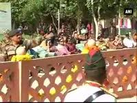 army-chief-bikram-singh-pays-homage-to-kargil-martyrs