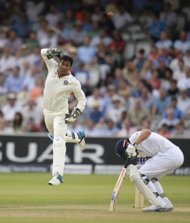 Dhoni