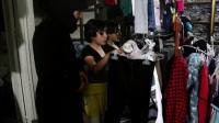 aleppo-residents-receive-new-clothes-for-eid-at-end-of-ramadan