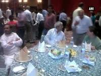 sonia-gandhi-hosts-iftar-party