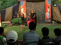 nostalgia-of-peaceful-past-grips-kashmiris-at-circus-fair
