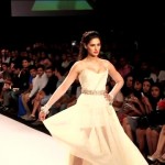 dressing-for-a-night-of-glitz-and-glamour