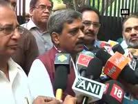 bjp-delegation-meets-najeeb-jung-over-e-rickshaw-says-services-will-soon-re-start