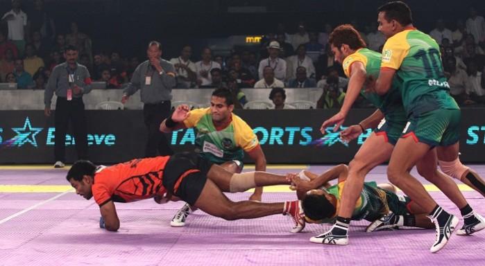 In PKL's double header today Patna will face Jaipur, while Kolkata will lock horns with Mumbai. Pro Kabbadi League