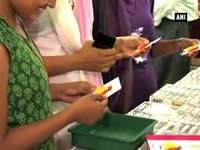 rakhis-with-pm-modis-pictures-much-in-demand-as-raksha-bandhan-closes-near