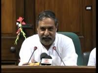 congress-asks-government-to-explain-the-hurry-to-introduce-insurance-bill