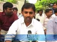 suspension-of-government-officials-over-borewell-incident-sparks-protest-in-karnataka