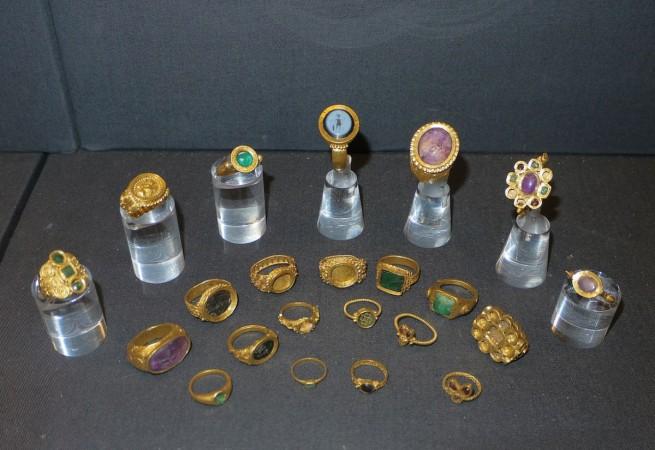 Ancient currencies