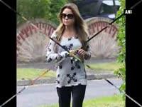 katie-price-blessed-with-baby-girl-in-cheating-hubbys-presence