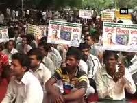 electric-rickshaw-operators-protest-delhi-high-courts-ban