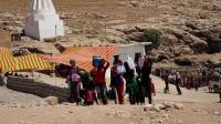 thousands-of-iraqi-refugees-take-shelter-in-camps