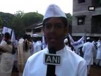 students-dressed-as-jl-nehru-take-out-march-to-celebrate-i-day