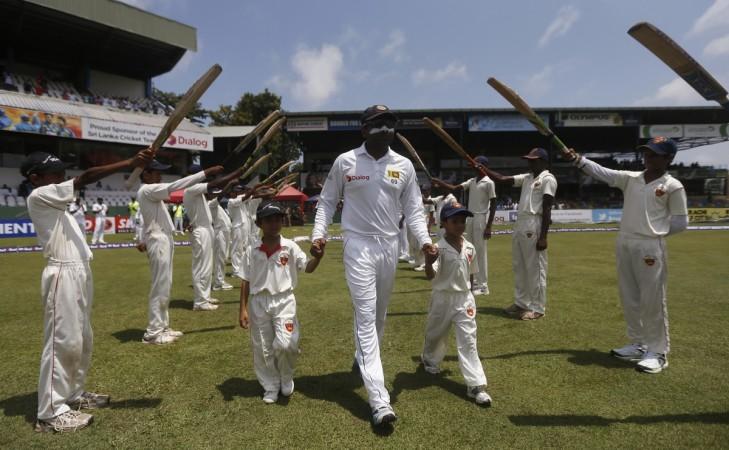 Mahela Jayawardene received a guard of honour in his final Test match for Sri Lanka. Mahela Jayawardene
