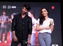 Shahid Kapoor, Shradhha Kapoor promote 'Haider'