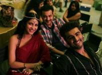 Shruti Haasan, Sanjay Kapoor, Arjun Kapoor on the sets of Tevar
