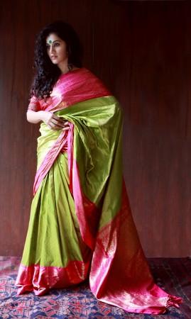 Taapsee Pannu wears a Gaurang Shah creation Taapsee Pannu wears a Gaurang Shah creation