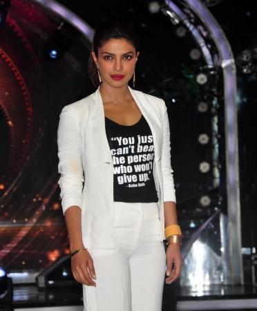 Priyanka Chopra promotes Mary Kom on Jhalak Dikhhla Jaa