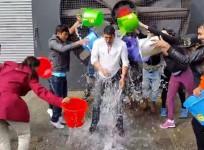 'Ice Bucket Challenge': Akhay Kumar