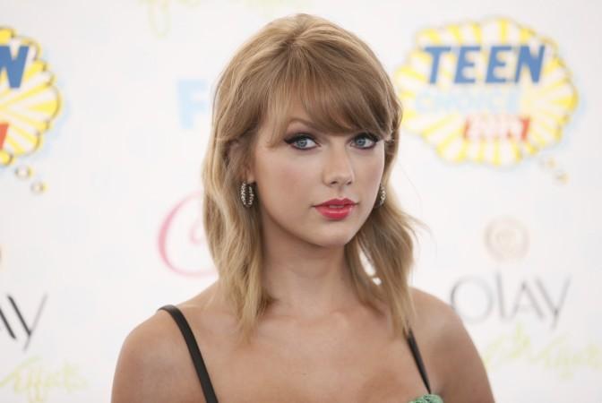 Nude taylor leak swift Taylor Swift