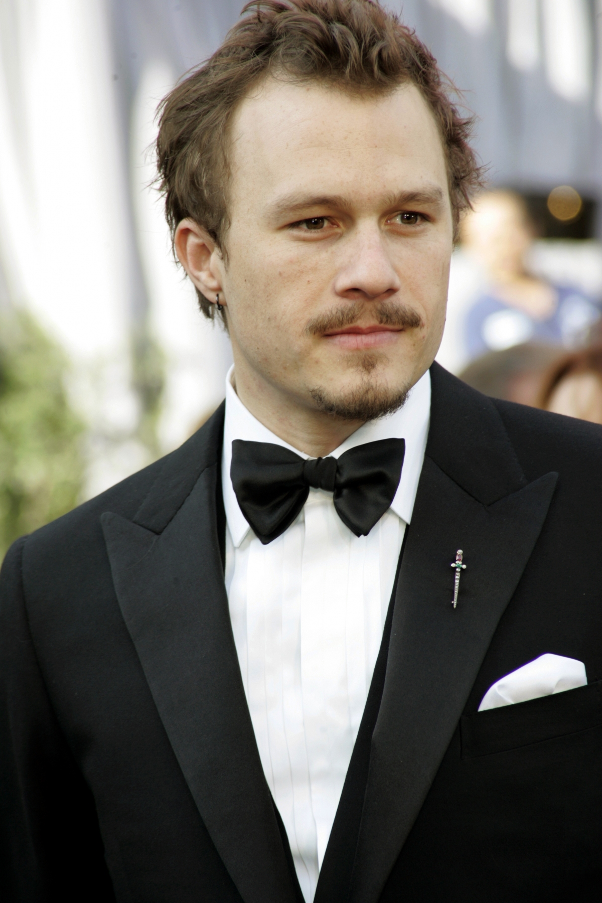 A few months after filming his most popular role as the Joker in The Dark Knight, Heath Ledger was found naked and unconscious at the foot of his bed in his Manhattan home, by his masseuse and housekeeper. There were prescription and non-prescription pills scattered around him including oxycodone, a painkiller sold as OxyContin and used in other pain relievers such as Percodan and Percocet. Others included drugs sold as anti-anxiety pills Valium and Xanax, which are sedatives. However, it was clear that Ledger was not trying to kill himself and his death was indeed an accident. Heath Ledger