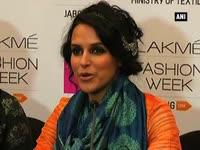 bollywood-divas-bedazzle-the-ramp-at-lakme-fashion-week