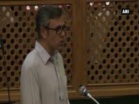omar-abdullah-assures-steps-to-rehabilitate-victims-of-ceasefire-violations
