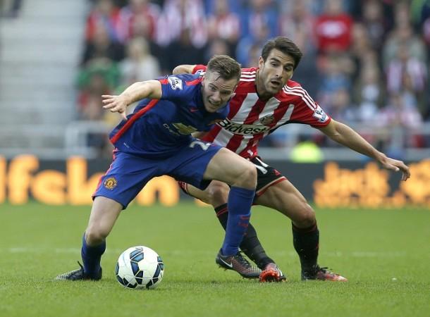 Manchester United midfielder Tom Cleverley is set for a transfer to Aston Villa Tom Cleverley Manchester United Jordi Gomez Sunderland