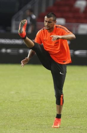 Juventus will want United to pay a massive sum for Vidal, after watching them spend a fortune on di Maria Arturo Vidal