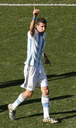 Manchester United will be hoping to get Di Maria's work permit as soon as possible so he can make his debut against Burnley on Saturday angel di maria