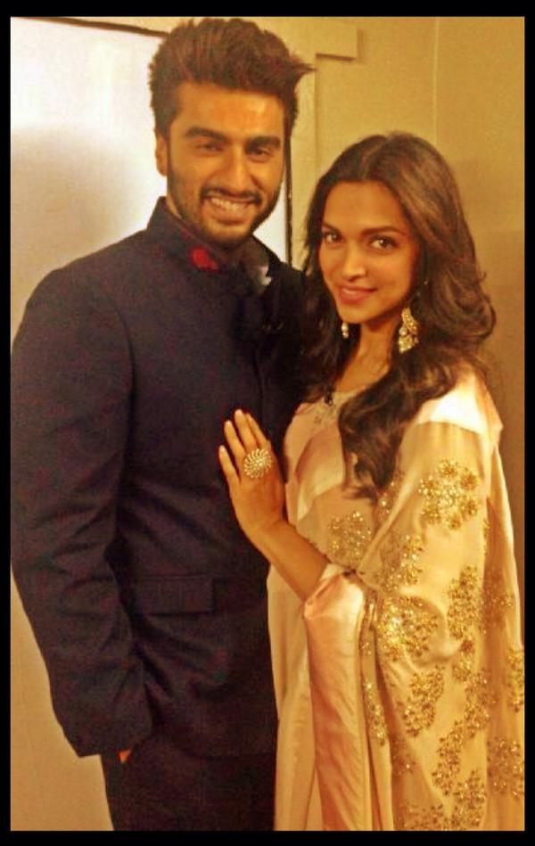 'Finding Fanny' cast on Amitabh Bachchan's 'Kaun Banega Crorepati' Season 8 'Finding Fanny' cast on Amitabh Bachchan's 'Kaun Banega Crorepati' Season 8