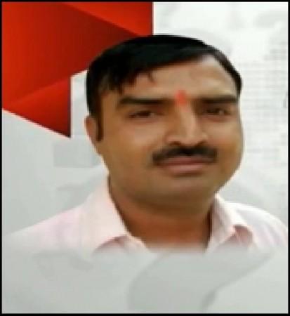 38-year-old Chandra Mohan Sharma faked his own death. The 38-year old Chandra Mohan Sharma faked his own death.