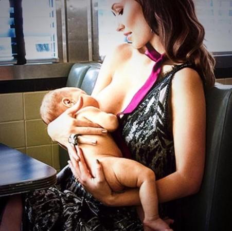 Olivia Wilde breastfeeds her son during Glamour Magazine photoshoot Olivia Wilde breastfeeds her son