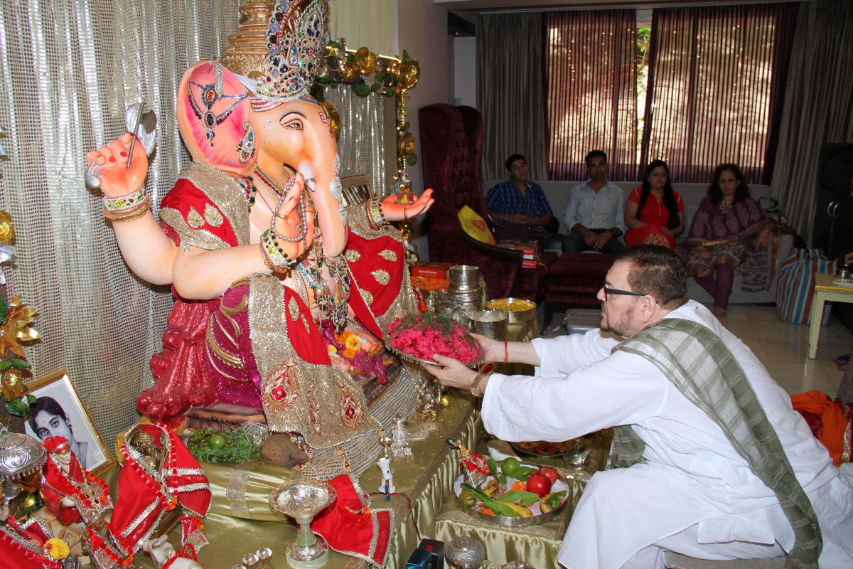 Neil Nitin Mukesh family celebrates Ganesh Utsav Ganesh Chaturthi