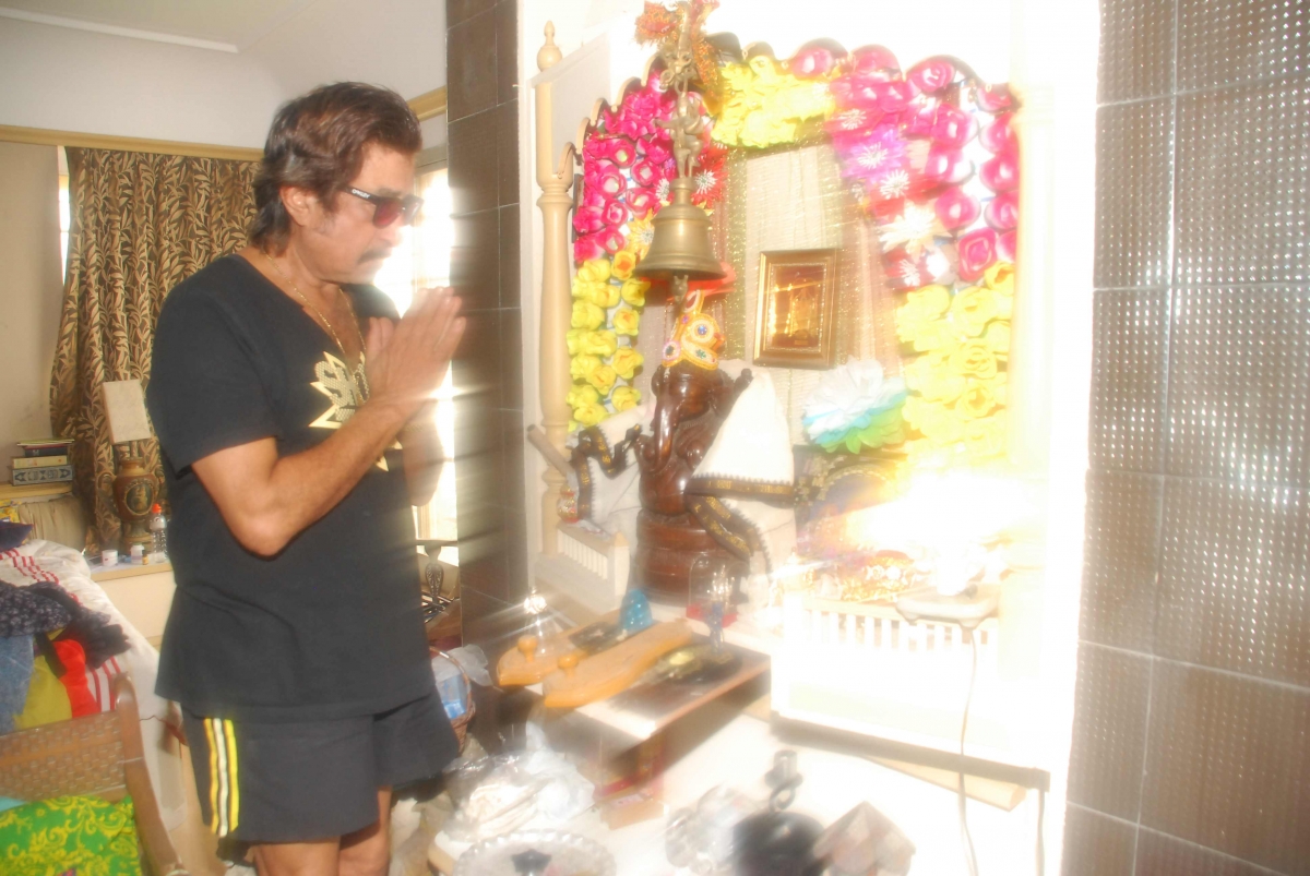 Shakti Kapoor celebrates Ganesh festival at his residence Ganesh Chaturthi