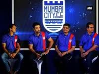 mumbai-team-in-indian-super-league-reflects-attributes-of-the-city-says-ranbir