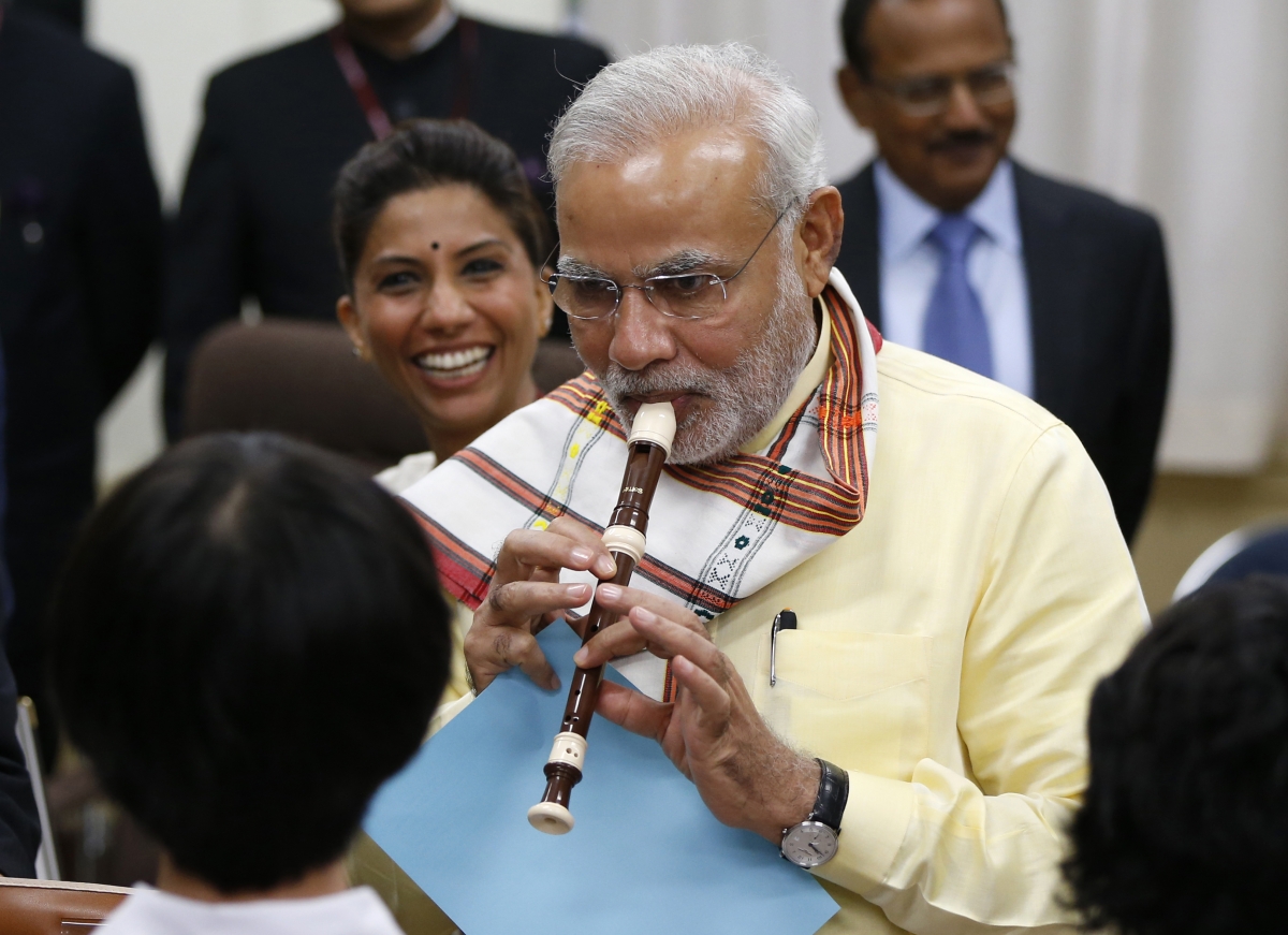 Modi plays the flute