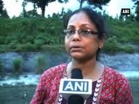 rare-rhino-struggles-for-life-after-falling-in-teesta-river-canal