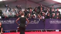 jessica-chastain-lights-up-deauville