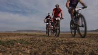 racers-complete-mongolian-bike-race