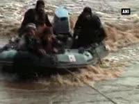 flood-victims-laud-indian-army-for-commendable-rescue-operations-in-jandk