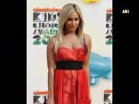 ashley-tisdale-christopher-french-are-officially-married