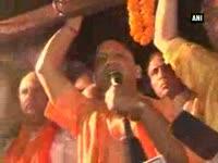 yogi-adityanath-defies-orders-holds-rally-in-lucknow