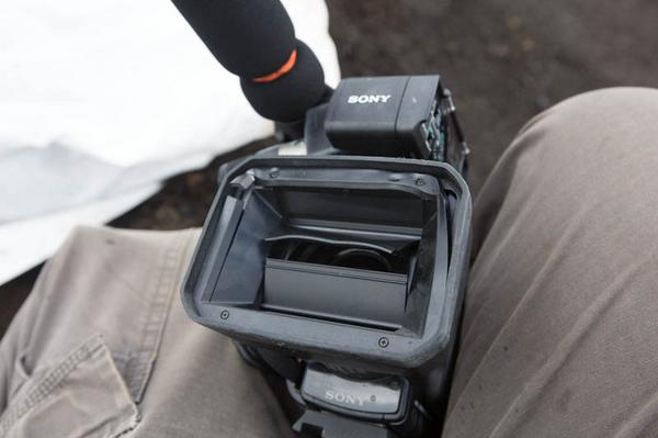 The camera melted because of the boiling temperature Man takes an Incredible Selfie inside an Active Volcano