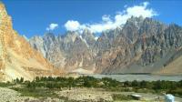 pakistans-killer-mountain-fails-to-draw-tourists-after-attack