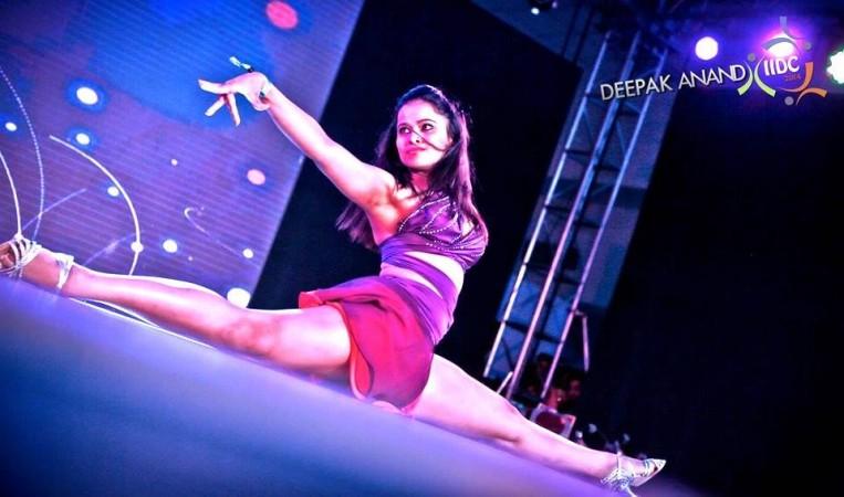 Sonali Kunmun Das Salsa dancing Sonali Kunmun Das Salsa dancing