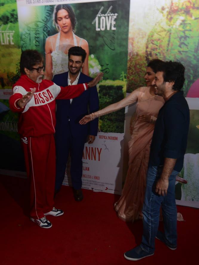 Amitabh Bachchan at 'Finding Fanny' special screening Amitabh Bachchan at 'Finding Fanny' special screening