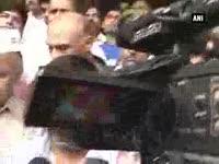 submitted-cd-of-sting-operation-to-commissioner-requested-to-file-fir-and-interrogate-kejriwal